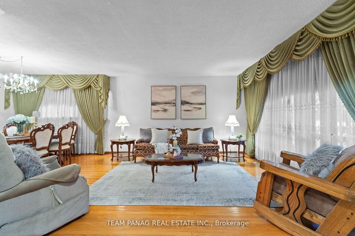 Photo 6 at 7700 Netherwood Road, Malton, Mississauga