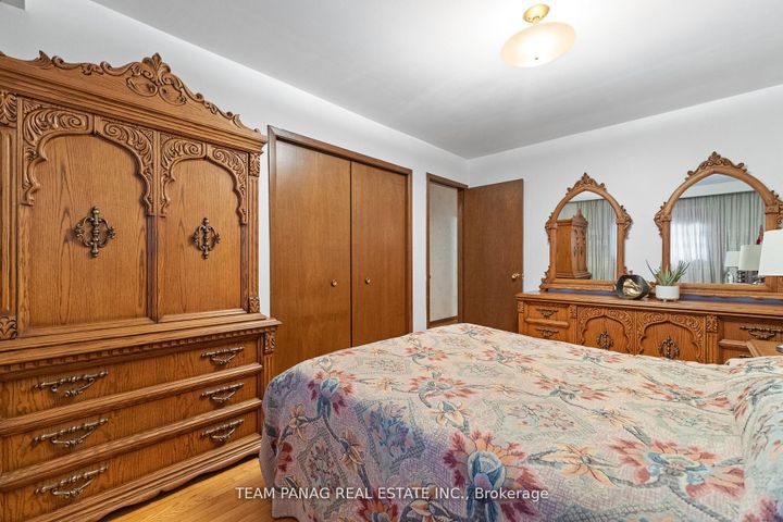 Photo 18 at 7700 Netherwood Road, Malton, Mississauga