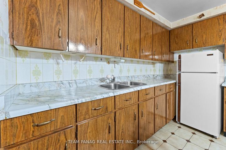 Photo 30 at 7700 Netherwood Road, Malton, Mississauga