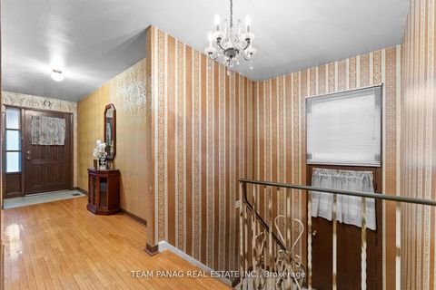 Photo 10 at 7700 Netherwood Road, Malton, Mississauga