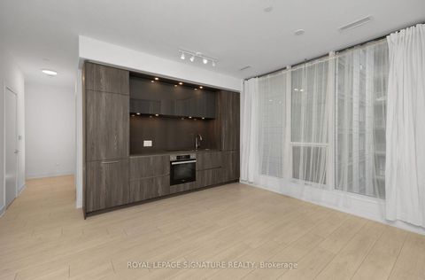 Photo 5 at 525 - 15 Mercer Street, Waterfront Communities C1, Toronto