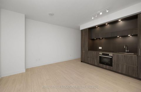 Photo 7 at 525 - 15 Mercer Street, Waterfront Communities C1, Toronto