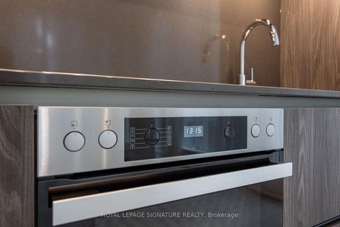 Photo 8 at 525 - 15 Mercer Street, Waterfront Communities C1, Toronto