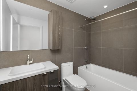 Photo 10 at 525 - 15 Mercer Street, Waterfront Communities C1, Toronto