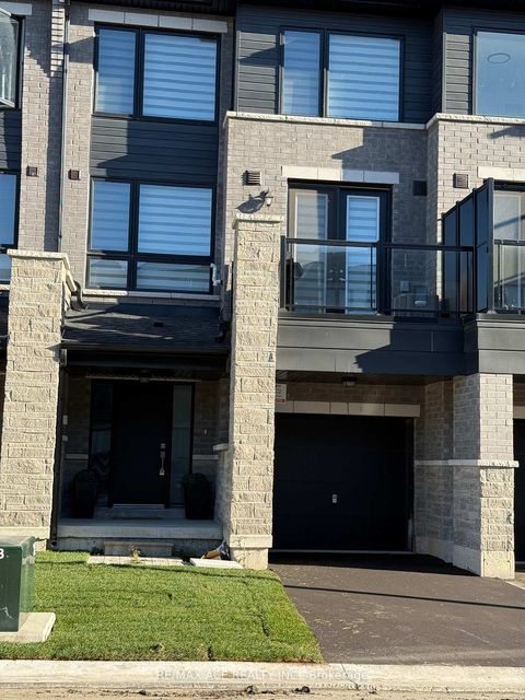 Photo 1 at 24 Spry Lane, Shore, Barrie