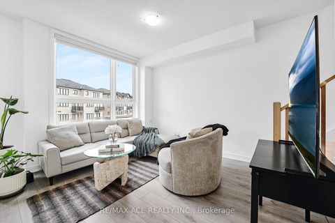 Photo 9 at 24 Spry Lane, Shore, Barrie