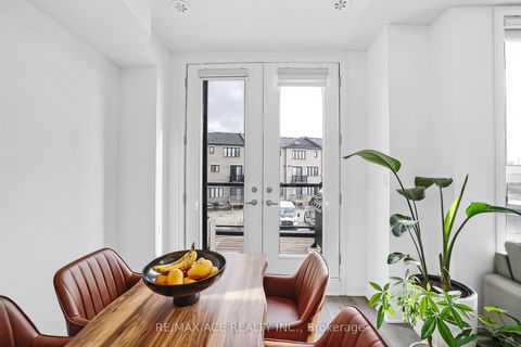 Photo 14 at 24 Spry Lane, Shore, Barrie