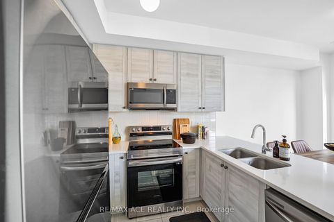 Photo 18 at 24 Spry Lane, Shore, Barrie