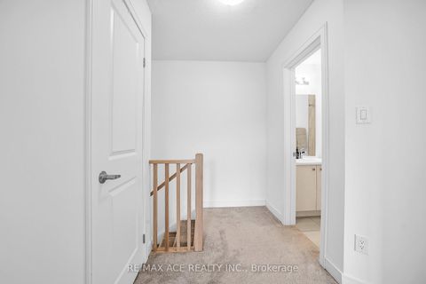 Photo 22 at 24 Spry Lane, Shore, Barrie