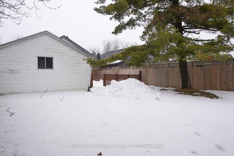 Photo 22 at 106 Phillip Avenue, Cliffside, Toronto