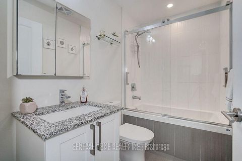Photo 23 at 911A - 9608 Yonge Street, North Richvale, Richmond Hill