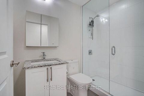Photo 26 at 911A - 9608 Yonge Street, North Richvale, Richmond Hill