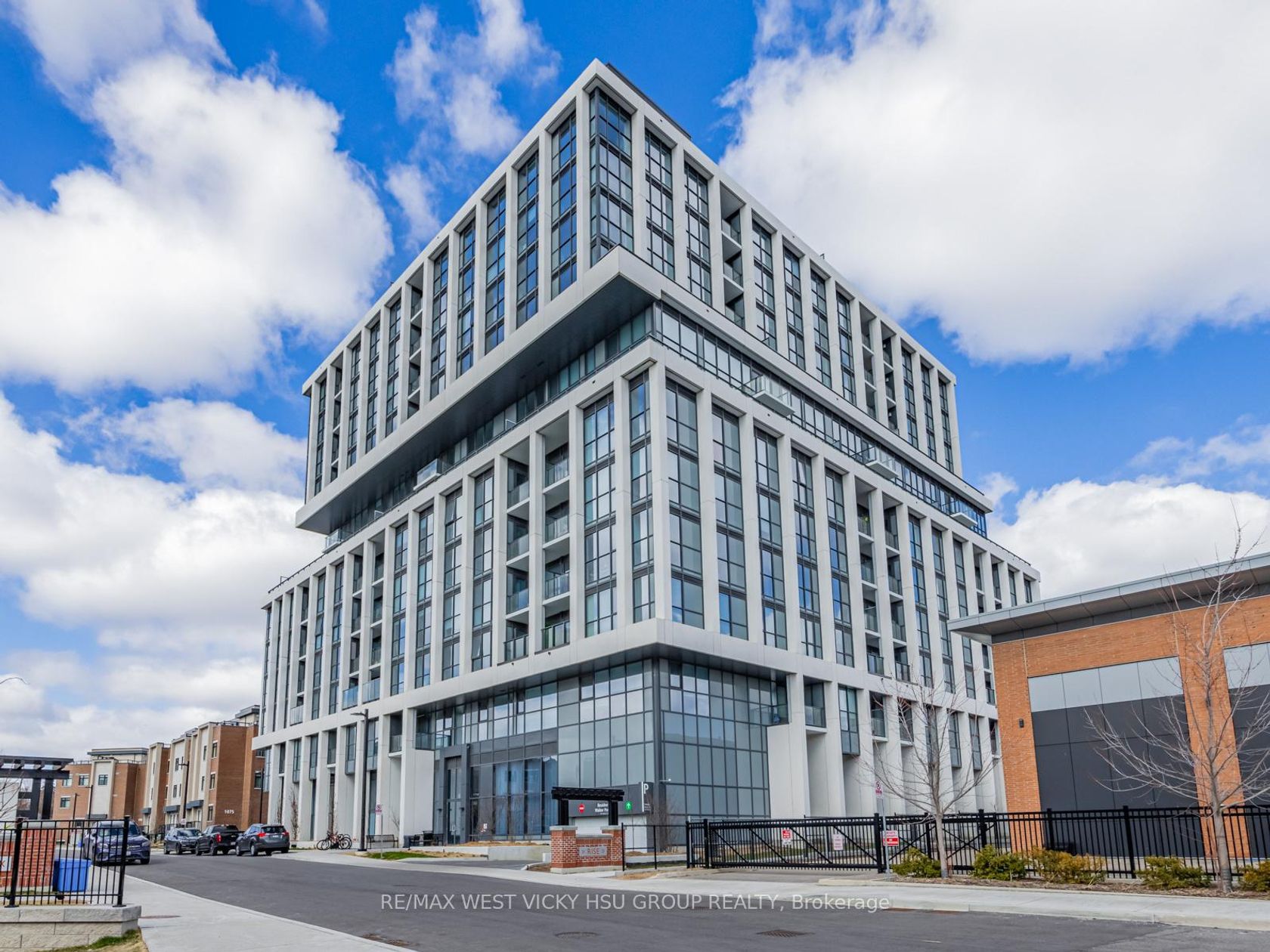 1004 - 1063 Douglas McCurdy Comm Circle, Lakeview, Mississauga 