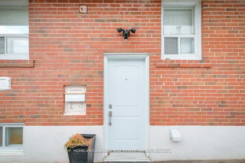 Photo 21 at 3 Willowhurst Crescent, Maryvale, Toronto