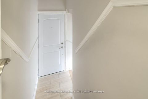 Photo 22 at 3 Willowhurst Crescent, Maryvale, Toronto