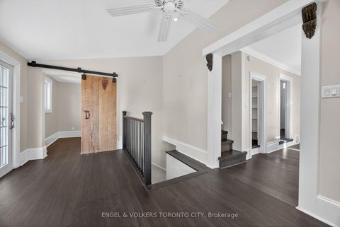 Photo 19 at 52 Parkside Drive, Queen's Park, Barrie