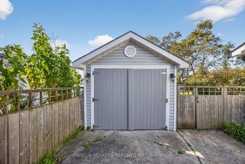 Photo 34 at 52 Parkside Drive, Queen's Park, Barrie