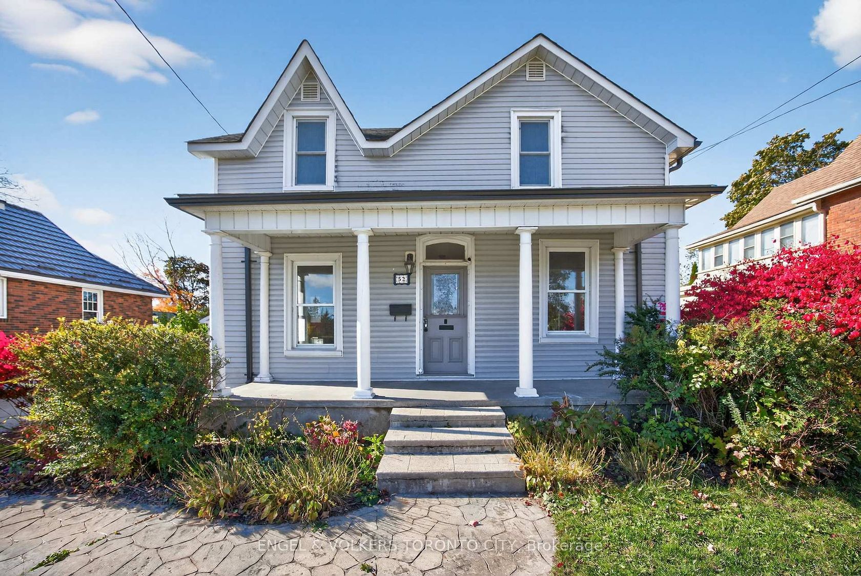 52 Parkside Drive, Queen