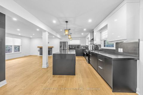 Photo 7 at 180 Glenwood Crescent, Centennial, Oshawa