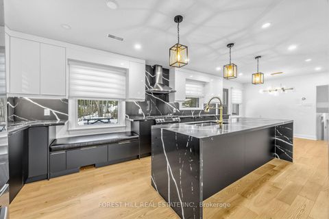 Photo 9 at 180 Glenwood Crescent, Centennial, Oshawa