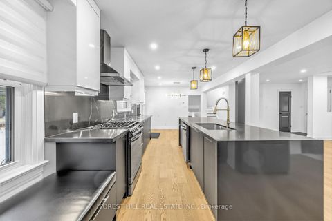 Photo 11 at 180 Glenwood Crescent, Centennial, Oshawa