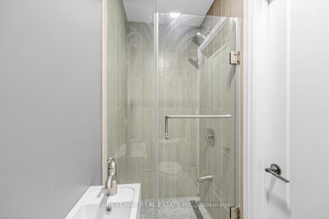 Photo 28 at 180 Glenwood Crescent, Centennial, Oshawa