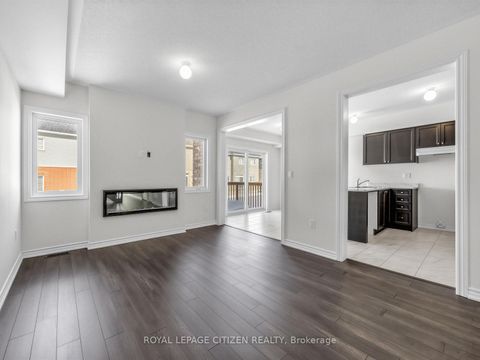 Photo 5 at 10 Wayne Allison Drive, Sutton & Jackson's Point, Georgina