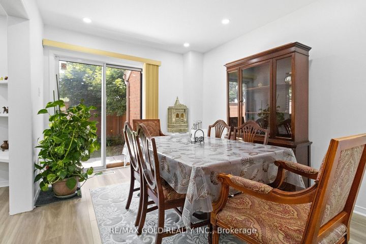 Photo 9 at 40 Blue Spruce Street, Wellington, Brampton