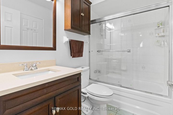 Photo 21 at 40 Blue Spruce Street, Wellington, Brampton