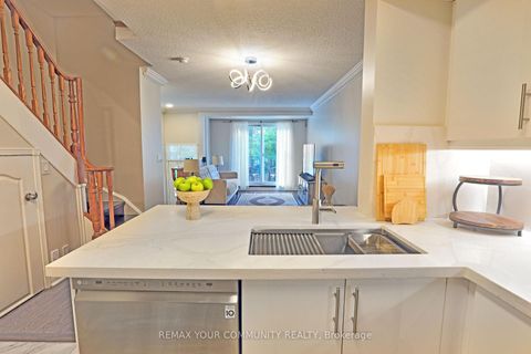 Photo 11 at 1213 - 28 Sommerset Way, Willowdale East, Toronto