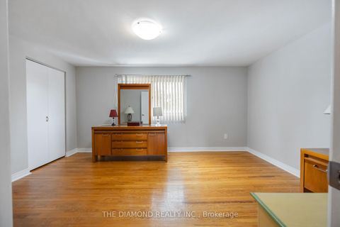 Photo 24 at 40 - 671 Huntingwood Drive, Sullivan, Toronto