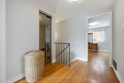 Photo 32 at 40 - 671 Huntingwood Drive, Sullivan, Toronto