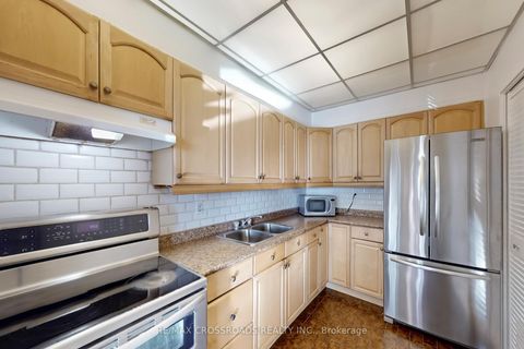 Photo 15 at Ph18 - 5 Massey Square, Crescent Town, Toronto