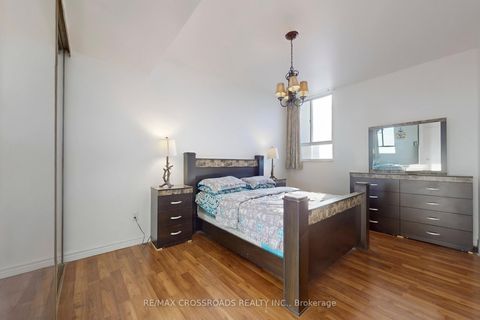 Photo 17 at Ph18 - 5 Massey Square, Crescent Town, Toronto