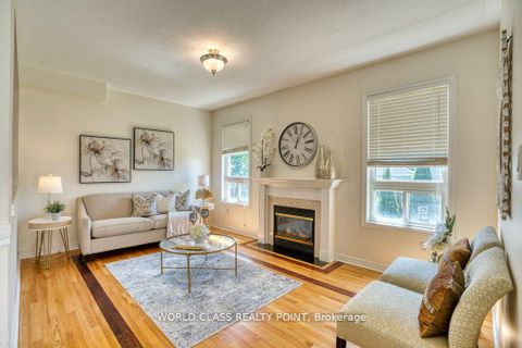 Photo 15 at 3 Hesham Drive, Brooklin, Whitby