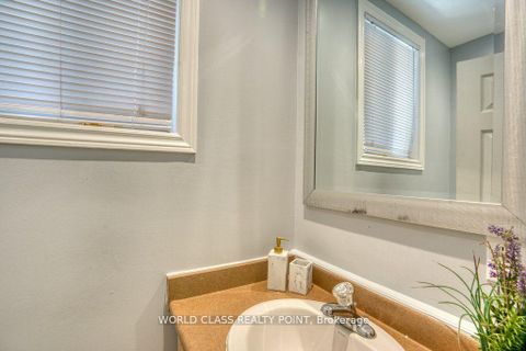 Photo 19 at 3 Hesham Drive, Brooklin, Whitby