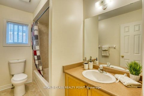 Photo 21 at 3 Hesham Drive, Brooklin, Whitby