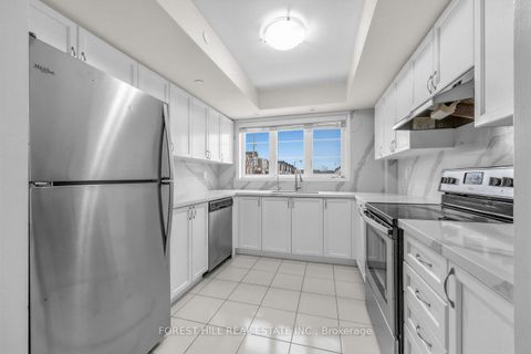 Photo 5 at 2516 Rosedrop Path, Windfields, Oshawa