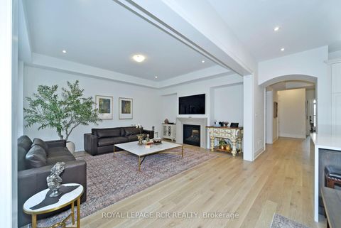 Photo 19 at 200 Silver Creek Drive, Vellore Village, Vaughan