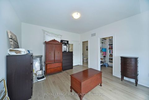 Photo 24 at 200 Silver Creek Drive, Vellore Village, Vaughan