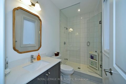 Photo 30 at 200 Silver Creek Drive, Vellore Village, Vaughan