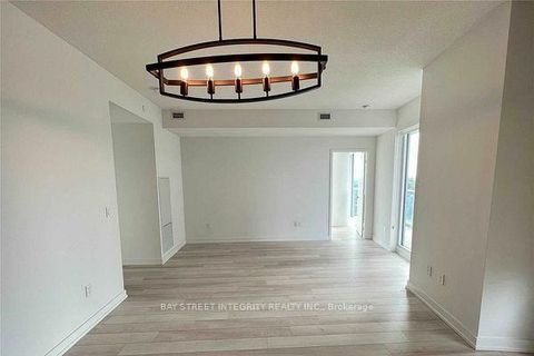 Photo 23 at 303 - 117 McMahon Drive, Bayview Village, Toronto