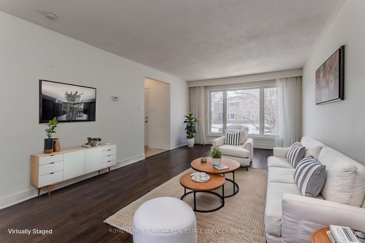 Photo 16 at 1294 Napier Crescent, CP College Park, Oakville