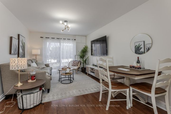 Photo 32 at 1294 Napier Crescent, CP College Park, Oakville