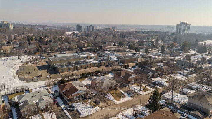 Photo 47 at 1294 Napier Crescent, CP College Park, Oakville