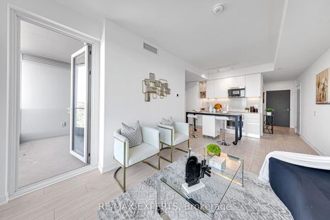 Photo 11 at 2102 - 39 Mary Street W, City Centre, Barrie