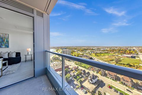 Photo 13 at 2102 - 39 Mary Street W, City Centre, Barrie