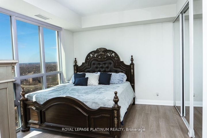 Photo 9 at 2305 - 15 Lynch Street, Queen Street Corridor, Brampton