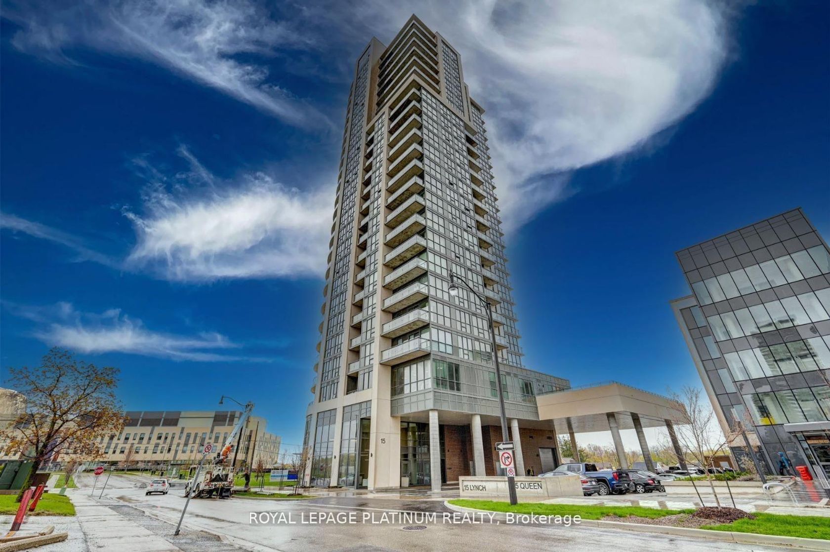 2305 - 15 Lynch Street, Queen Street Corridor, Brampton 2