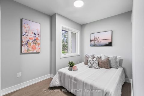 Photo 23 at 308 Anderson Avenue, McLaughlin, Oshawa